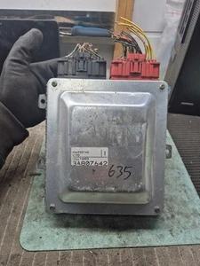 LAND ROVER DISCOVERY 2 TD5 AUTO 15P ENGINE ECU NNN000130 - Picture 1 of 4
