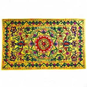 Handcrafted Indian Embroidered Wall Hanging Tapestry Floral Mandala Boho Decor. - Picture 1 of 6