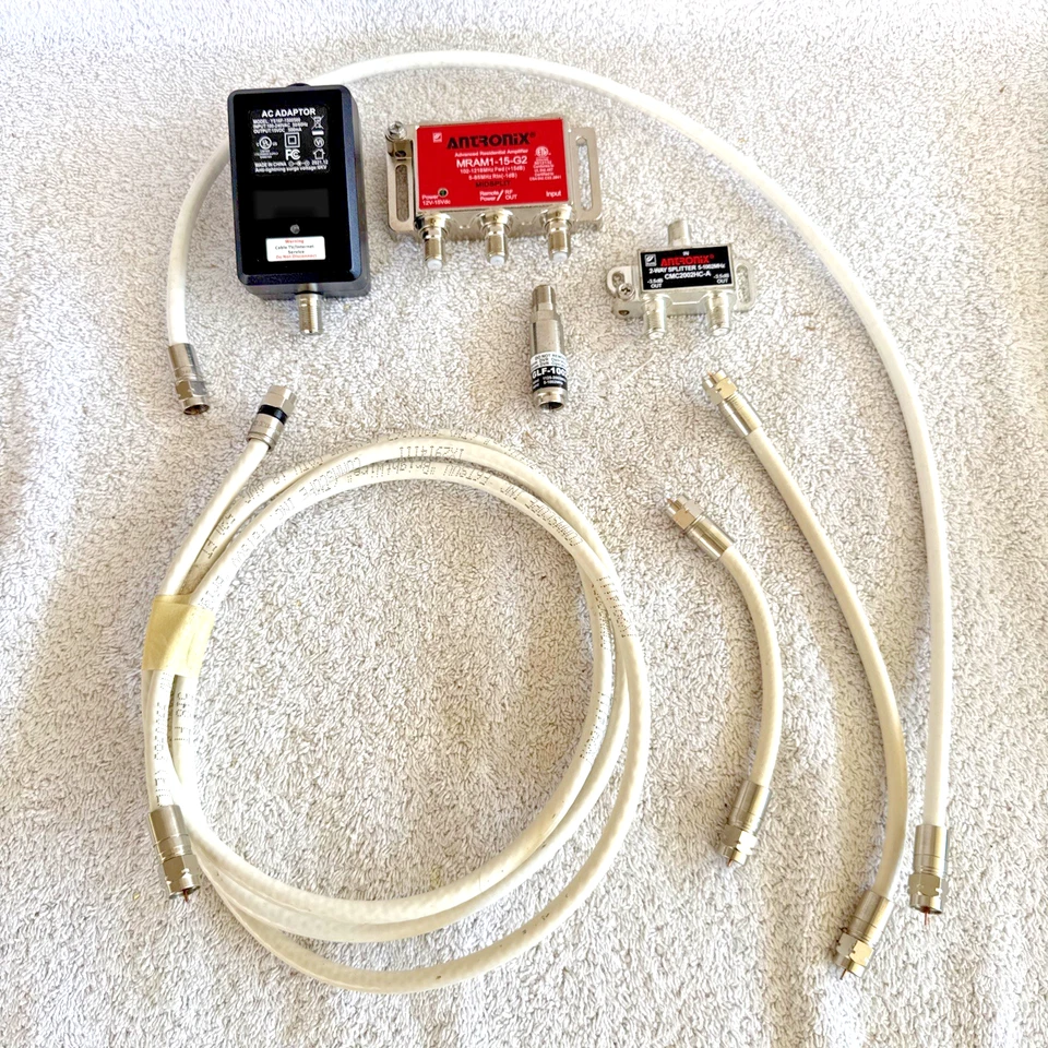 Antronix MRA1-15/AC Coaxial Cable Amplifier w/ Power Adapter / Splitter / Cables - Image 1 of 4