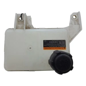 NISSAN Leaf Tekna Mk1 24kwh 2016 Expansion Header Overflow Bottle - Picture 1 of 9