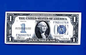 1934 $1 Funny Back Silver Cert. BEAUTIFUL CRISP NOTE UNC - Picture 1 of 2