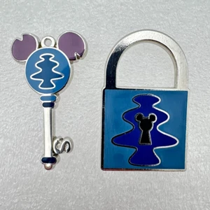 Disney WDW 2010 y 2013 Stitch Personaje Cerradura y Llave Lilo & Stitch Pin Set Raro - Imagen 1 de 9
