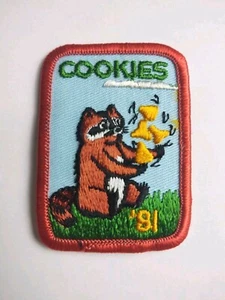 Vintage The Girl Scout Council Rectangle Embroidered Patch 1981 Cookies Raccoon - Picture 1 of 5