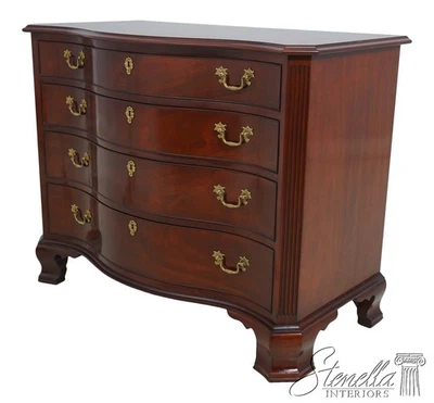 L68804: KINDEL Mahogany Serpentine Front 4 Drawer Chest - Image 1 of 4