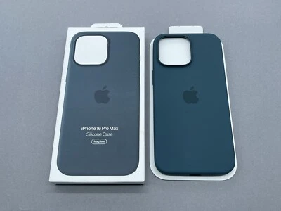 GENUINE APPLE SILICONE CASE WITH MAGSAFE FOR IPHONE 16 PRO MAX LAKE GREEN - Image 1 of 4