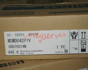 Ein Neu Panasonic Servo Motor MSMD042P1V - Picture 1 of 3