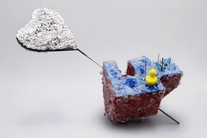 Der amerikanische Traum, lustige Fantasy Architektur kleine Skulptur, Original Kunst - Bild 1 von 8