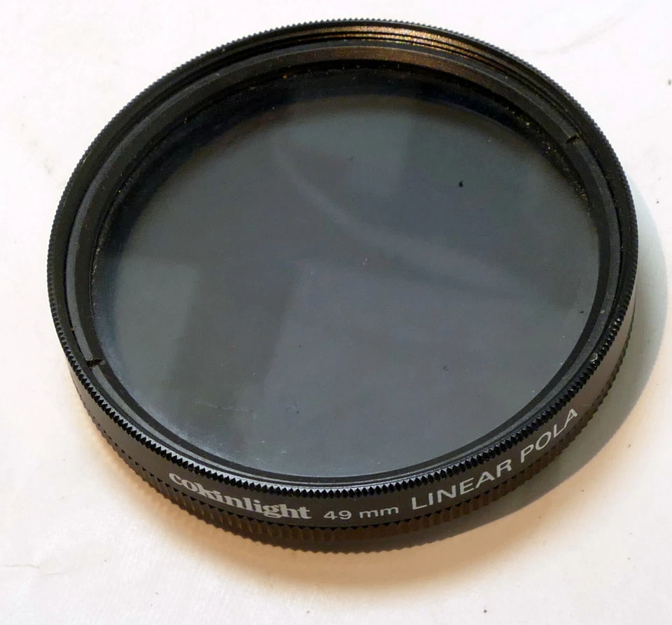 Cokin Light 49mm Linear Polar Polarizing  filter - Image 1 of 4