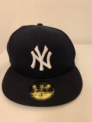 Gorra New Era New York Yankees Auténtica Colección 59Fifty Ajustada Azul Talla 7 Foto 1 de 4