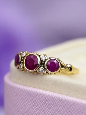 9K Yellow Gold Ruby and Diamond Vintage Style Three Stone Ring - Image 1 of 4