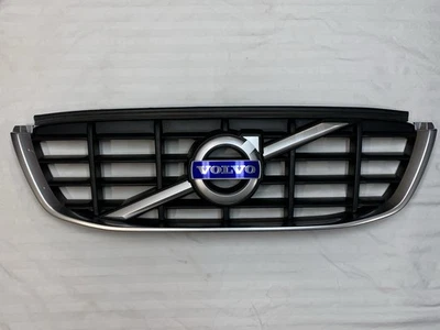 Grelha de grelha central superior VOLVO XC60 2010 - 2013 fabricante de equipamento original com emblema 31290999 - Imagem 1 de 4