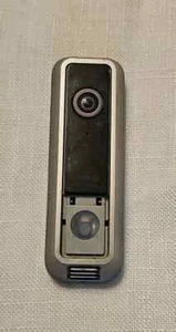 Cámara timbre Vivint SmartHome VS-DBC250-110 con placa trasera - Imagen 1 de 2