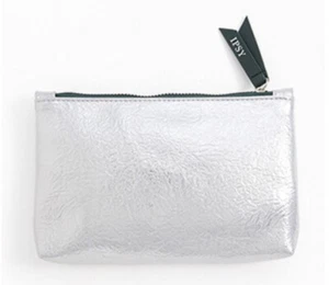 NEW!! Ipsy December 2019 Makeup Bag (Silver With Green Accents) BAG ONLY - Picture 1 of 10