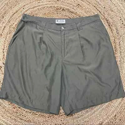 Columbia GRT Shorts Chinos Green Hiking Size 38”x9” - Image 1 of 4