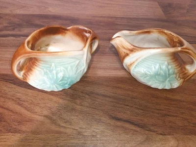 Vtg McCoy Daisy Sugar And Creamer Aqua And Tan - Image 1 of 4