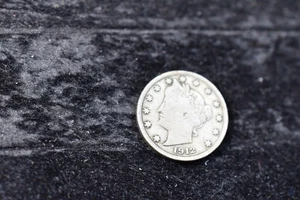 1912    US  LIBERTY  V  NICKEL - Picture 1 of 8