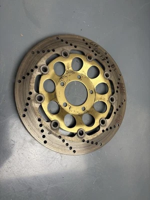 Disco de freio dianteiro direito genuíno Suzuki GSF600 Bandit 96-04 RF600 93-94 - Imagem 1 de 3