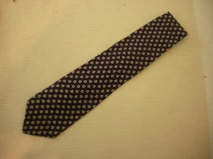 New Brooks Brothers "346" Geometric Patterned Tie 100% Silk Made in USA - Picture 1 of 3