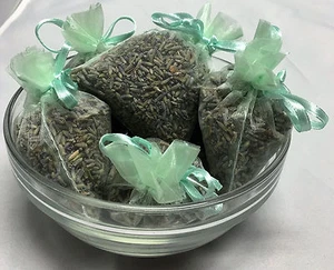 Set of 6 Lavender Sachets made with Pastel Green Organza Bags - Picture 1 of 4