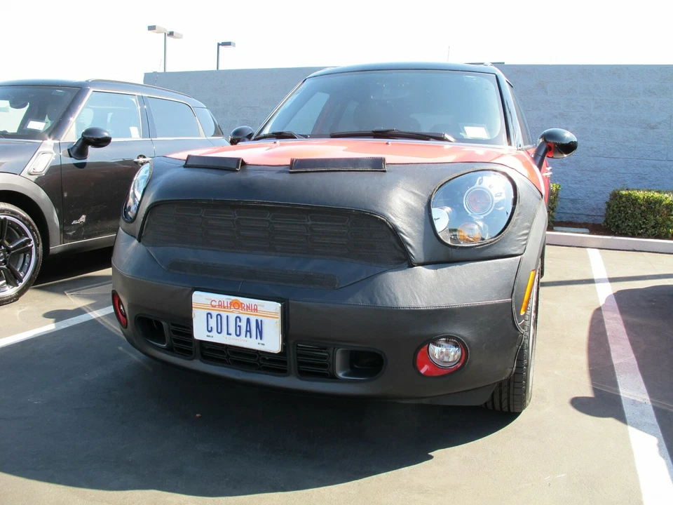 Sujetador con máscara frontal Colgan 2 piezas. Se adapta a Mini Cooper Countryman S AWD 2011-2014 con licencia Foto 1 de 1