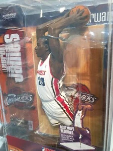 NBA LEBRON JAMES MCFARLANE 2003 SERIES 5 CLEVELAND CAVALIERS ROOKIE FIGUR SCHÖN - Bild 1 von 6