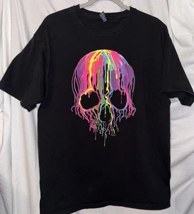Camiseta Calavera Neón Goteando L Negra Camiseta Gráfica 30”x21.5” M&O  - Imagen 1 de 3
