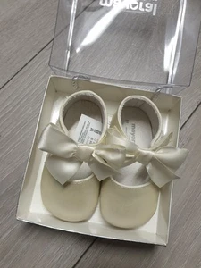 Schuhchen Mayoral Gr. 19 Baby - Bild 1 von 5