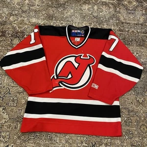 Camiseta deportiva vintage New Jersey Devils Petr Sykora #17 CCM talla pequeña hecha en Canadá - Imagen 1 de 11