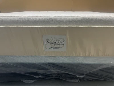 Colchón Tempurpedic THE GRANDBED King Precio de venta sugerido por el fabricante $8,999.00 (Envío gratuito) *Pantalla.* Foto 1 de 4