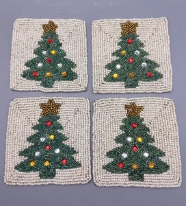 4er Set Weihnachtsbaum Untersetzer hübsch Perlen traditionell süß Bauernhaus - Bild 1 von 8