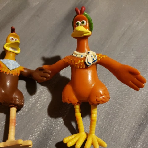 Action figures Plus Other Figures Lot of 2.......e Cover