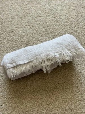 Extra Large 100%Turkish Cotton Beach Bath Pool Gym Yoga Spa Towel 64'' x 35”  - Image 1 of 4