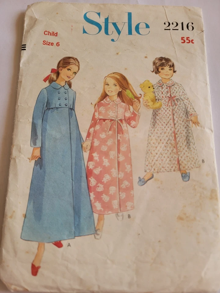 Vintage Style Sewing Pattern 2216 Girl Age 6 BathRobe Dressing Gn Cut & Complete - Image 1 of 3