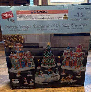 NUEVO Disney Holiday Village, Juego de 13 piezas con pista de patinaje sobre hielo, nueva caja abierta - Imagen 1 de 5