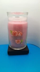 Yankee Candle 20 oz 2-Wick Scented Candle - Fresh Cut Roses - New - Picture 1 of 5