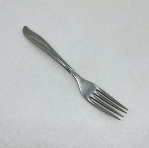 Vintage Wm Rogers IS Dinner Fork Stainless 7.5” USA International Silver 29 - Picture 1 of 10