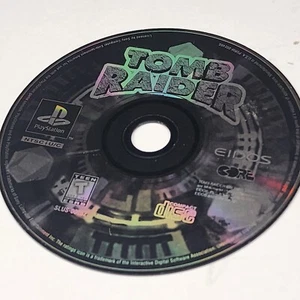 Tomb Raider (PS1, 1996) solo disco NECESSITA DI RIFACIMENTO SPEDIZIONE VELOCE - Foto 1 di 2
