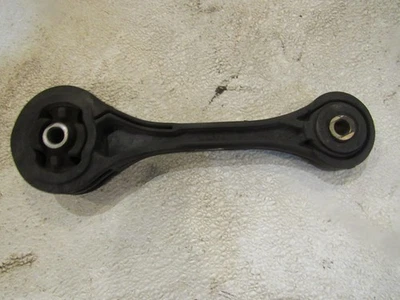 Subaru Forester XT 2004 transmisión AT, montaje óseo de perro Foto 1 de 2