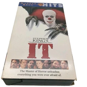 Stephen Kings IT VHS Warner Bros Hits Horror Cult Classic Pennywise Clown - Picture 1 of 3