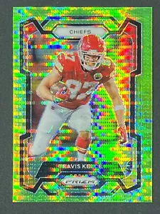 TRAVIS KELCE 2023 Panini Prizm #151 Pulsar verde Prizm Kansas City Chiefs - Foto 1 di 2