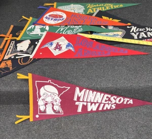 1960’s Minnesota Twins vintage 29” baseball felt pennant antique old ball flag - Picture 1 of 17