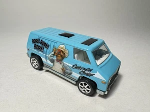 Loose Hot Wheels Super Van from 2013 Pop Culture Series. Muppets Chef - Picture 1 of 3