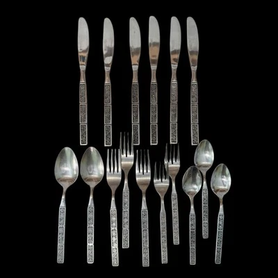 Stanley Roberts Acero Inoxidable DORETTE Rosas Patrón Floral 6 Cuchillos 5 Tenedores 5 Cucharas Foto 1 de 4