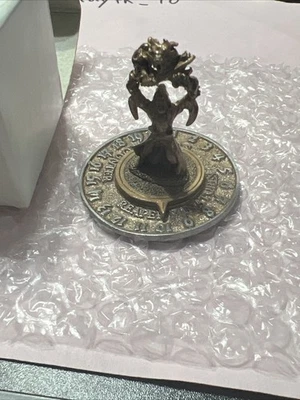 1994 Reaper Miniatures RC003GD Gold Scrye Life Counter - Image 1 of 3