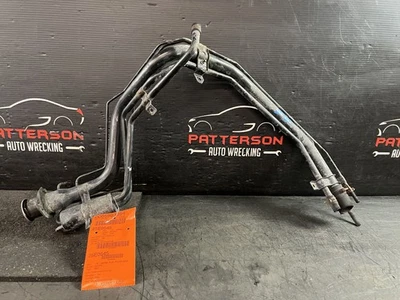 06-08 MITSUBISHI ECLIPSE 2.4 SUPERIOR TANQUE DE COMBUSTIBLE CUELLO DE LLENADO Foto 1 de 4