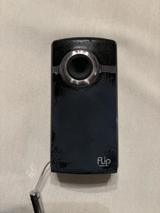 Flip Video By Cisco Model U2120. Watched Videos On Computer When Plugged In - Picture 1 of 6