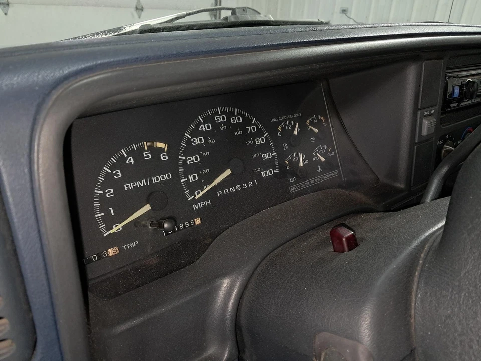 Medidor de velocímetro usado se adapta a: Chevrolet 1500 1996 camioneta gasolina 6-262 4,3 L AT c Foto 1 de 4