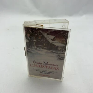 1992 Smoky Mountains Christmas Cassette - Picture 1 of 4