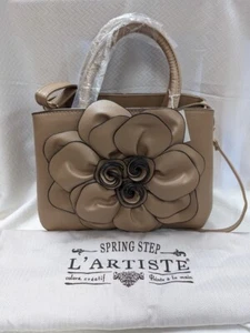 L'ARTISTE-HB-BLOOM TAN VEGAN LEATHER MULTI COMPARTMENT STUNNING HANDBAG - Picture 1 of 5