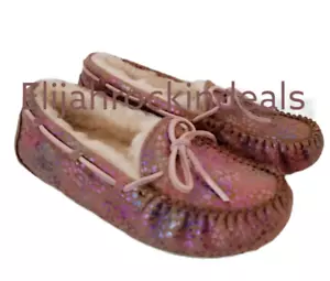 NEW BIG KIDS UGG DAKOTA SPOTS CHESTNUT SPARKLE SUEDE SLIPPERS US SIZE 4 - Picture 1 of 6